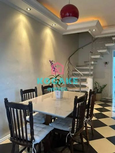 Sobrado, 3 quartos, 250 m² - Foto 1