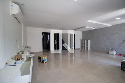 Casa, 6 quartos, 240 m² - Foto 3