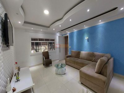 Sobrado, 3 quartos, 279 m² - Foto 2