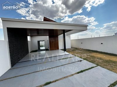 Casa, 3 quartos, 121 m² - Foto 1