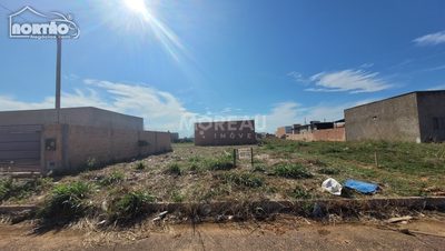 Casa, 3 quartos, 52 m² - Foto 1