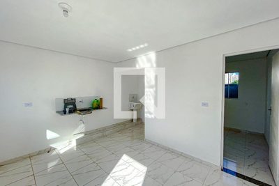 Casa, 1 quarto, 28 m² - Foto 1