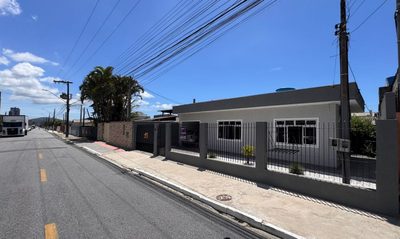 Casa, 4 quartos, 325 m² - Foto 2