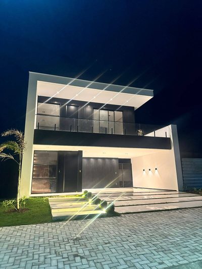 Casa, 4 quartos, 288 m² - Foto 1