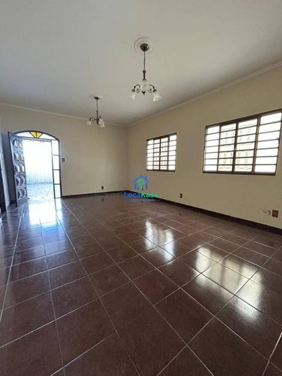 Casa, 4 quartos, 223 m² - Foto 5