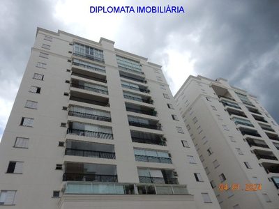 Apartamento, 4 quartos, 196 m² - Foto 2