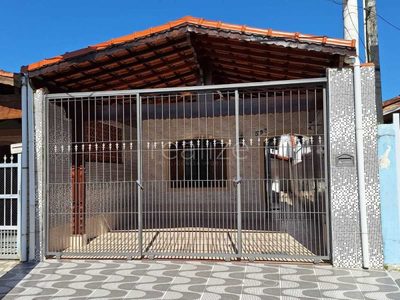 Casa, 2 quartos, 66 m² - Foto 1