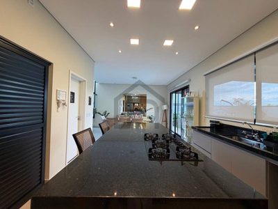 Sobrado, 3 quartos, 220 m² - Foto 2