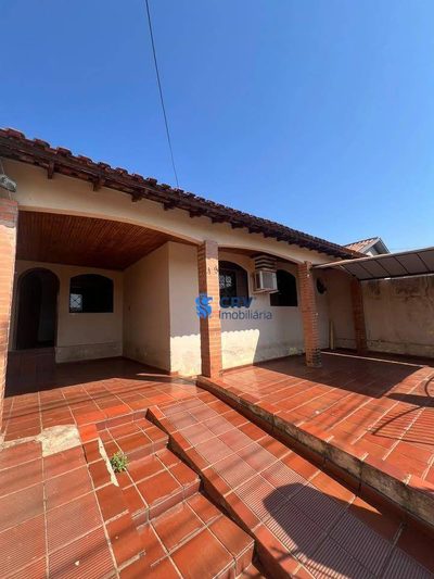 Casa, 3 quartos, 131 m² - Foto 2