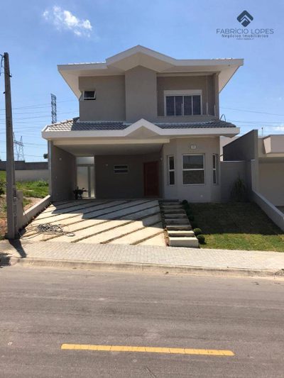 Casa, 3 quartos, 244 m² - Foto 2