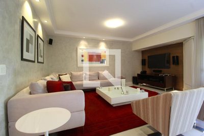 Apartamento, 3 quartos, 210 m² - Foto 1