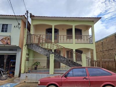 Casa, 3 quartos, 171 m² - Foto 1