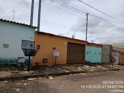 Casa, 2 quartos, 180 m² - Foto 1