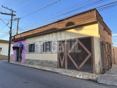 Casa, 6 quartos, 241 m² - Foto 3