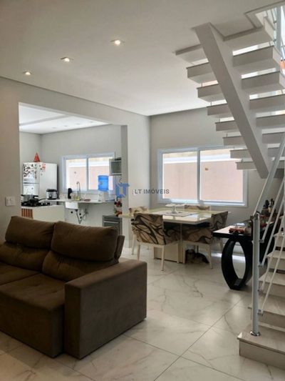 Sobrado, 4 quartos, 207 m² - Foto 2