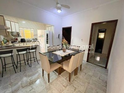 Casa, 3 quartos, 233 m² - Foto 4