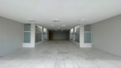 Loja-Salão, 240 m² - Foto 1