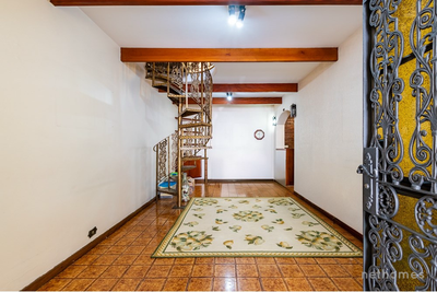 Casa, 3 quartos, 180 m² - Foto 1