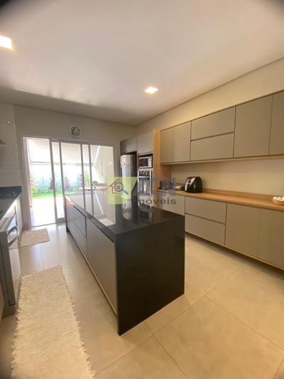 Casa, 3 quartos, 151 m² - Foto 4
