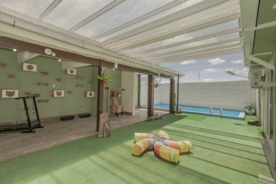 Casa, 3 quartos, 250 m² - Foto 1