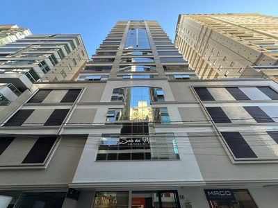Apartamento, 3 quartos, 140 m² - Foto 1