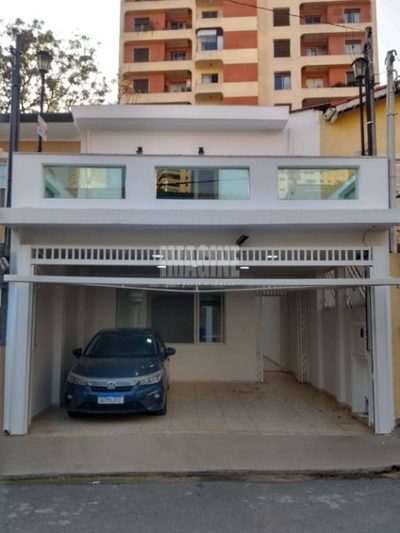 Sobrado, 3 quartos, 202 m² - Foto 1