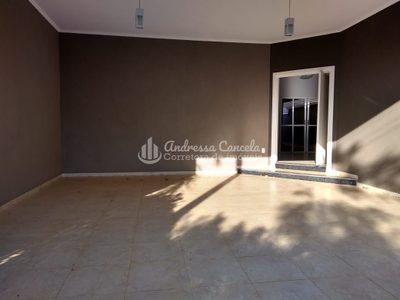 Casa, 3 quartos, 200 m² - Foto 1
