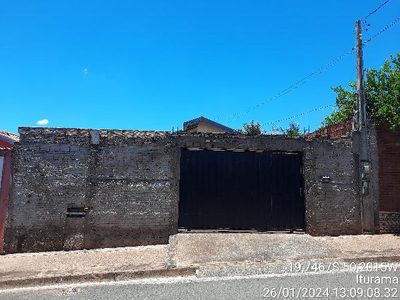 Casa, 2 quartos, 180 m² - Foto 1