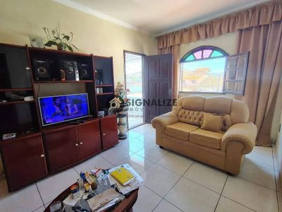 Casa, 2 quartos, 200 m² - Foto 1