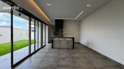 Casa, 4 quartos, 210 m² - Foto 4