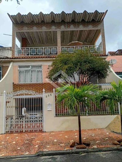 Casa, 2 quartos, 90 m² - Foto 1