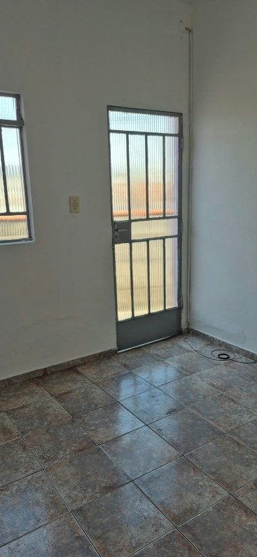 Casa, 2 quartos, 40 m² - Foto 1