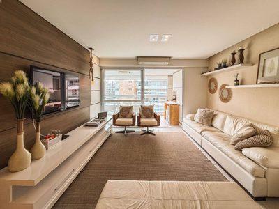 Apartamento, 3 quartos, 132 m² - Foto 1