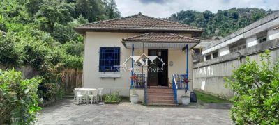 Casa, 3 quartos, 200 m² - Foto 1