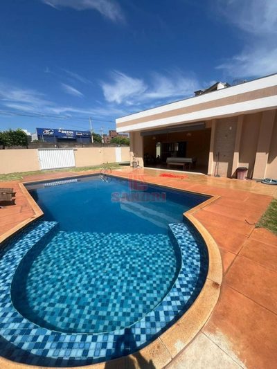 Casa, 3 quartos, 222 m² - Foto 2