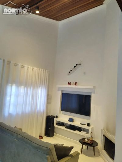 Casa, 4 quartos, 300 m² - Foto 3
