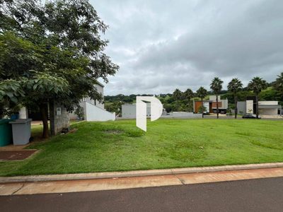 Loteamento e Condomínio, 603 m² - Foto 1