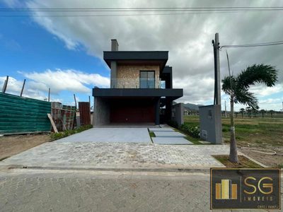 Casa, 4 quartos, 202 m² - Foto 1
