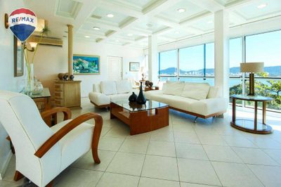 Casa, 6 quartos, 304 m² - Foto 2