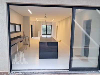 Casa, 3 quartos, 234 m² - Foto 3