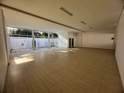 Casa, 3 quartos, 200 m² - Foto 1