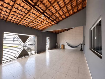 Casa, 3 quartos, 140 m² - Foto 2