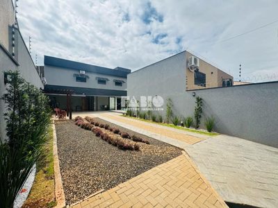 Casa, 4 quartos, 330 m² - Foto 3