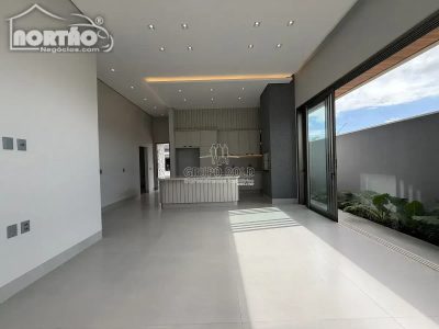 Casa, 1 quarto, 175 m² - Foto 2