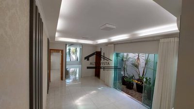 Casa, 3 quartos, 235 m² - Foto 3