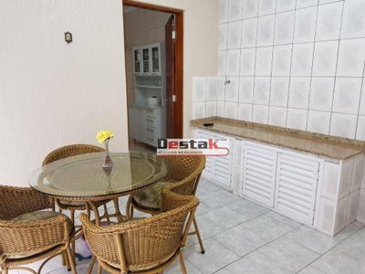 Sobrado, 3 quartos, 182 m² - Foto 2