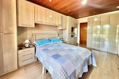 Casa, 4 quartos, 242 m² - Foto 3
