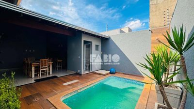 Casa, 3 quartos, 140 m² - Foto 1