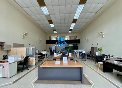 Loja-Salão, 300 m² - Foto 1