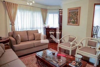 Apartamento, 3 quartos, 210 m² - Foto 2